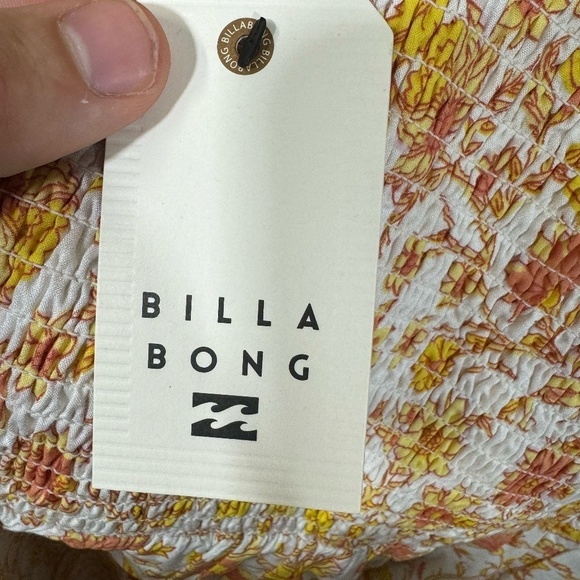 NWT Billabong Loving Life Puff Floral Mini Dress - Picture 9 of 9
